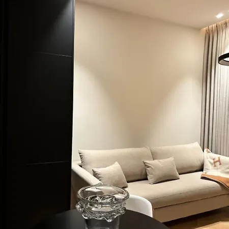 1 Bedroom - M1